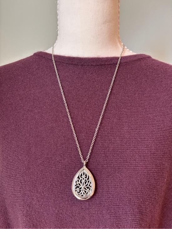Jewelry - Boho Silver Filigree Teardrop Necklace